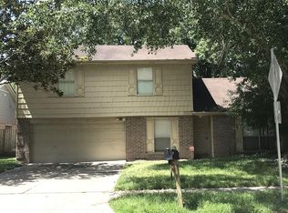 614 Live Oak Dr, Stafford, TX 77477