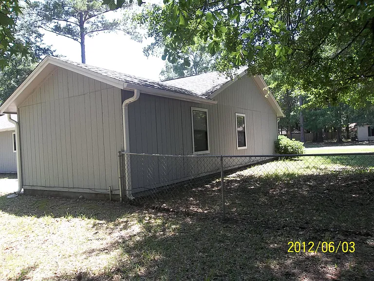 100 Creekwood Cir — Photo 35