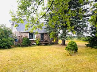 136 E Johnson Rd, Gaylord, MI 49735