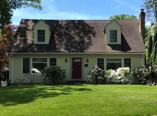 126 Hamilton Rd, Ridgewood, NJ 07450