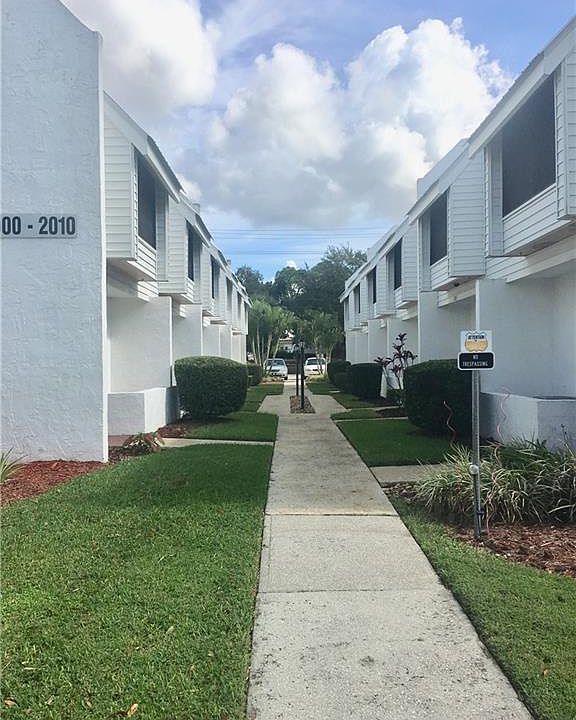1st image of 2020 Lakeview Dr