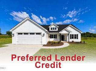 205 N Rabbit Run Dr, Smithfield, NC 27577