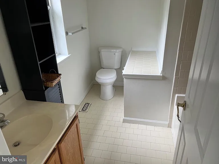 1520 Murray Pl — Photo 16