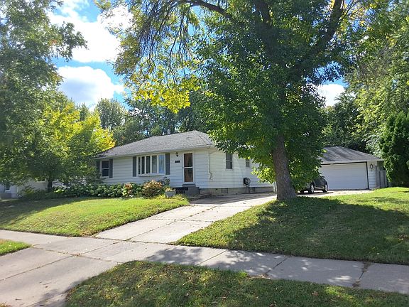 2nd image of 8119 47th Ave N