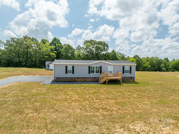 525 Casar Belwood Rd, Lawndale, NC 28090