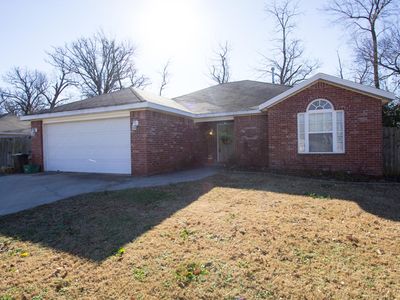 39 E Rob St, Farmington, AR, 72730