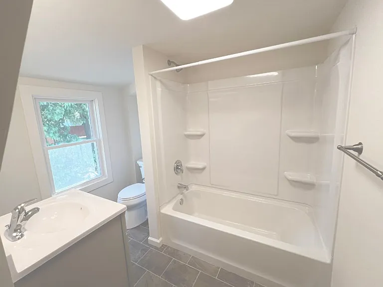 8-15 Gallagher Ln — Photo 13