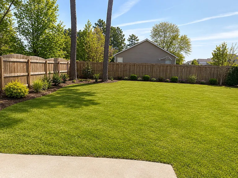 111 Elders Pond Dr — Photo 4