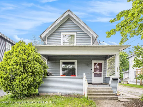 526 N Sycamore St, Lansing, MI 48933