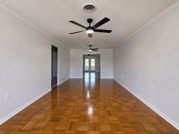 3rd image of 2604 Metairie Ct