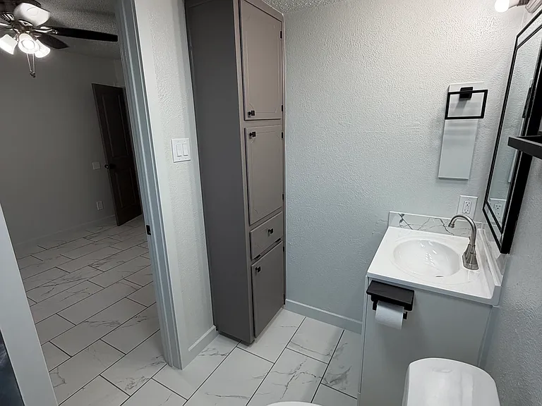 1216 N 8th St #5 — Photo 8
