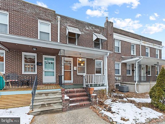 2nd image of 105 Wesley Ave