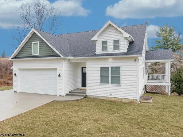 83 Warm Hollow Rd, Morgantown, WV 26508