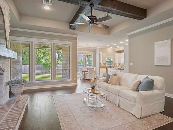 4th image of 2134 Chestnut Oak Cir