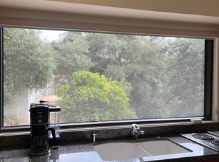 3555 Shaw Ranch Rd, Pasadena, CA 91107