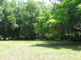 823 Greenleaf Dr, Tallahassee, FL 32305