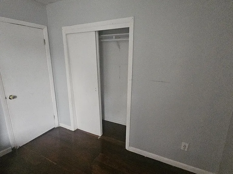323 Charles St #2 — Photo 6