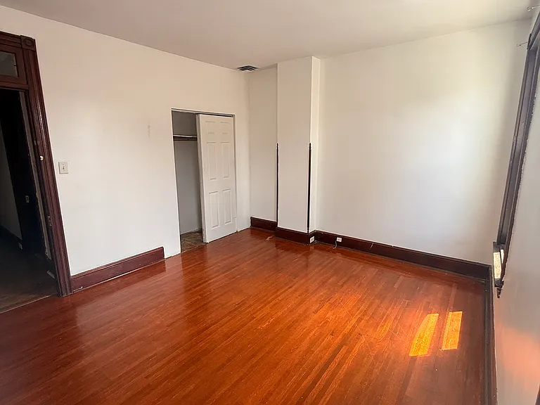 517 Windsor St #1 — Photo 11
