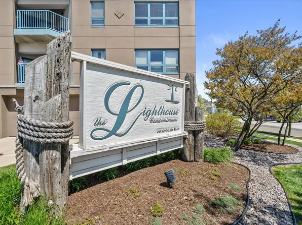 415 N Lake STREET #701-702, Port Washington, WI 53074