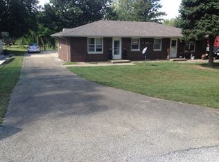 504 Colony Grv, Mahomet, IL 61853