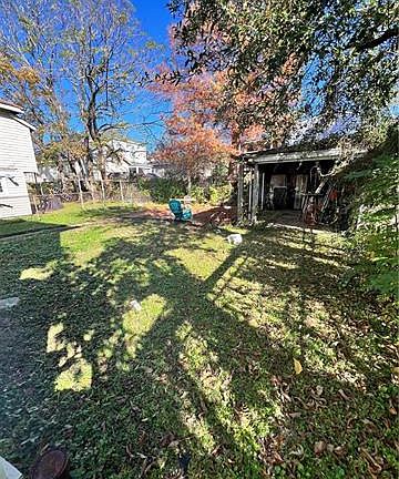 4th image of 4923 Iberville St