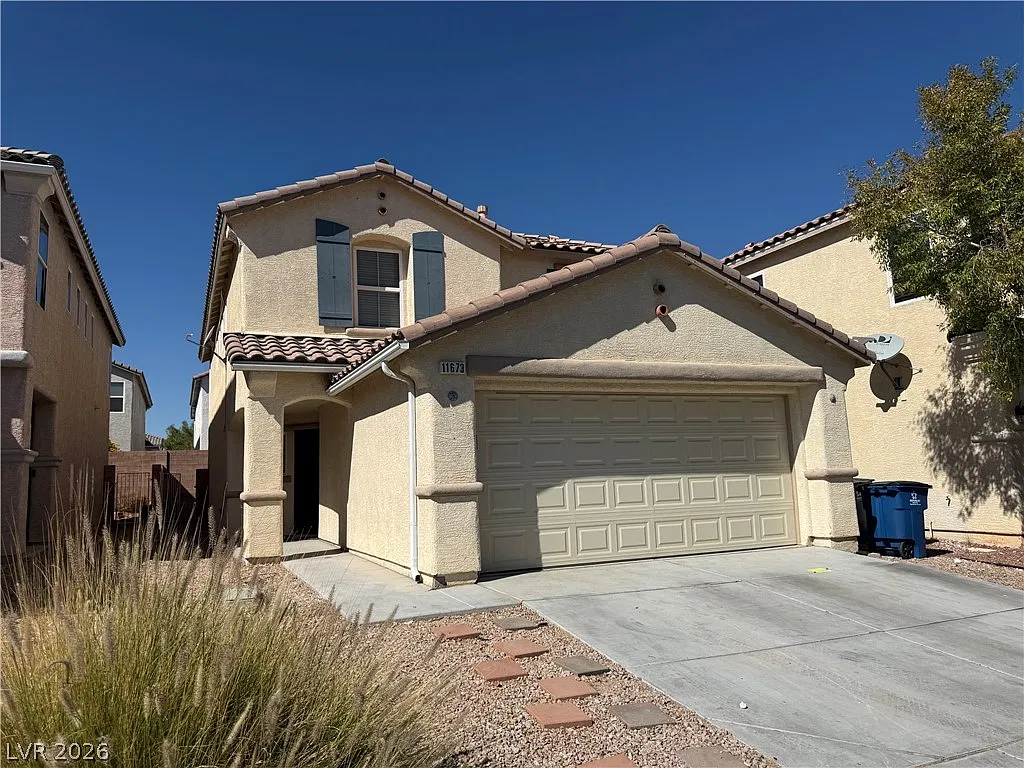 3 bed, 2.5 bath, 1993 sqft, $1,950 — Photo 2