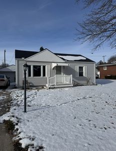 819 Huber Dr, Monroe, MI, 48162