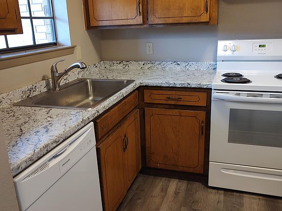 2nd image of 811 South St APT 5