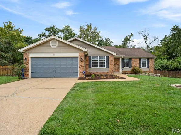 39 Gentle Ct, Fenton, MO 63026