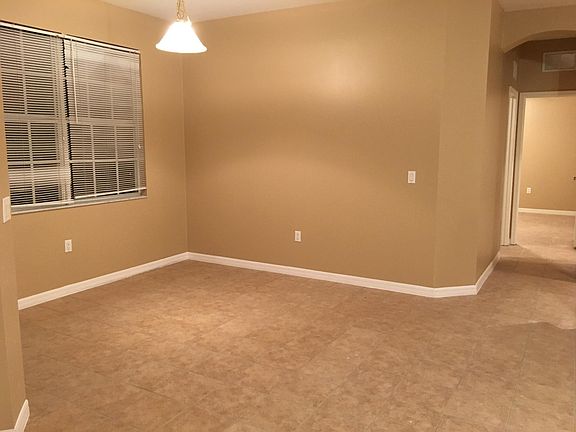 5th image of 3650 Oakdale Cir