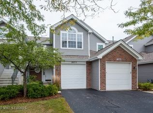 2075 Waverly Ln, Algonquin, IL 60102