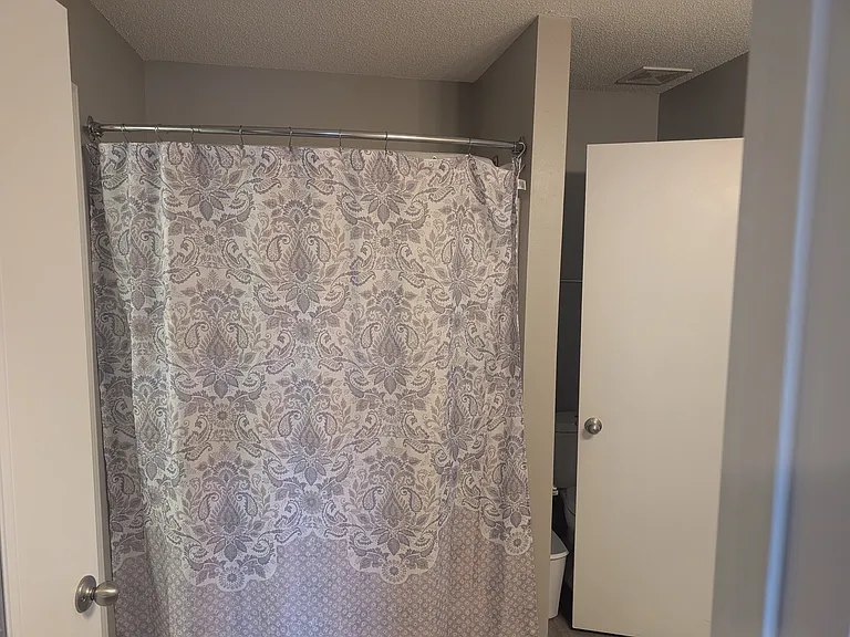 180 W Dublin Dr — Photo 48