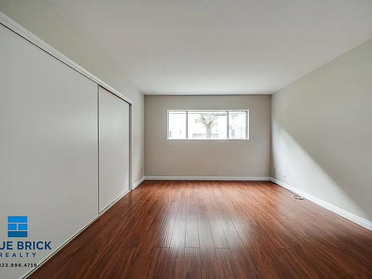 815 S Shenandoah St #301 — Photo 5