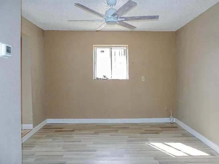 135 Presa Pl — Photo 5