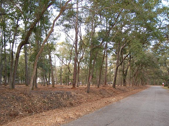 5th image of 4 Hickory Road