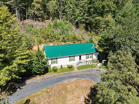 3rd image of 559 Misty River Cir