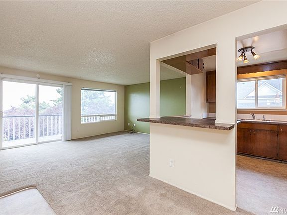 2nd image of 2119 Grand Ave APT 3