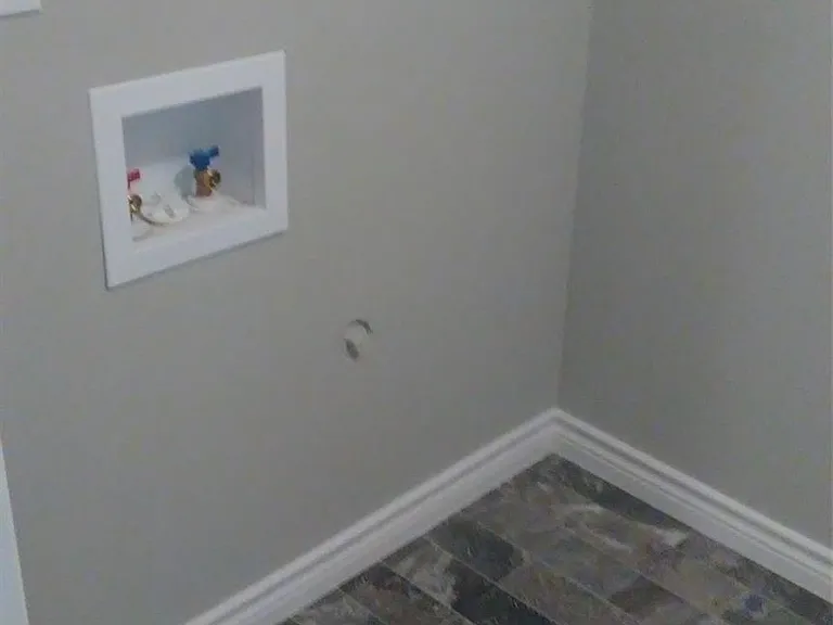 1410 Joplin Ave — Photo 3
