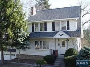 23 Grandview Ave, Lincoln Park, NJ 07035