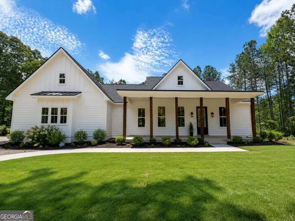 952 W Price Creek Rd, Talking Rock, GA 30175