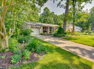 3 Gray Birch Ct, Turnersville, NJ 08012