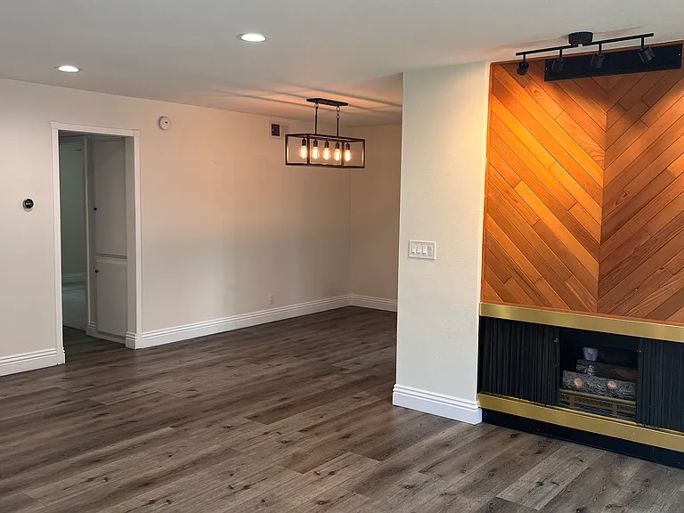 31568 Agoura Rd #6 — Photo 35