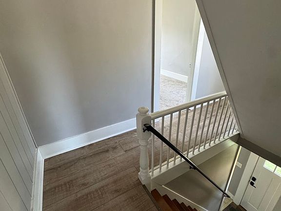 5th image of 136-138 Washington St #136