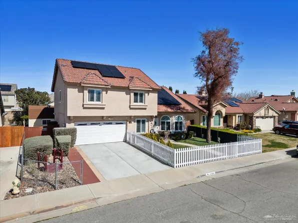 1049 Cloverdale Ct, Rosamond, CA 93560