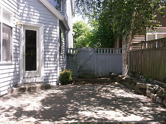 5th image of 4221 249th Ct SE