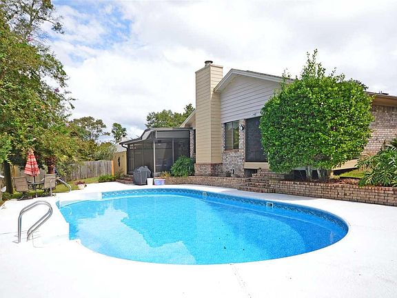 3rd image of 4779 Baywind Dr