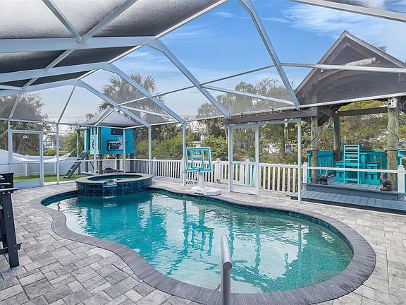 3rd image of 8447 Damen Ln