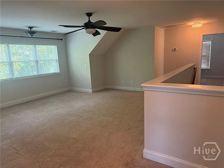 73 Waverly Ln — Photo 17