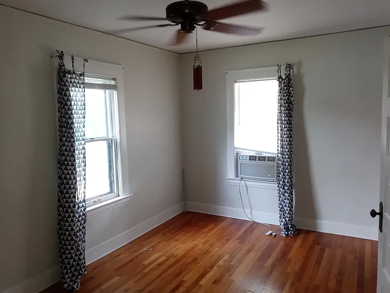 528 Glenwood Ave SE — Photo 15