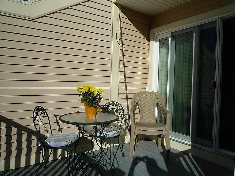 33 Water St #1 — Photo 16